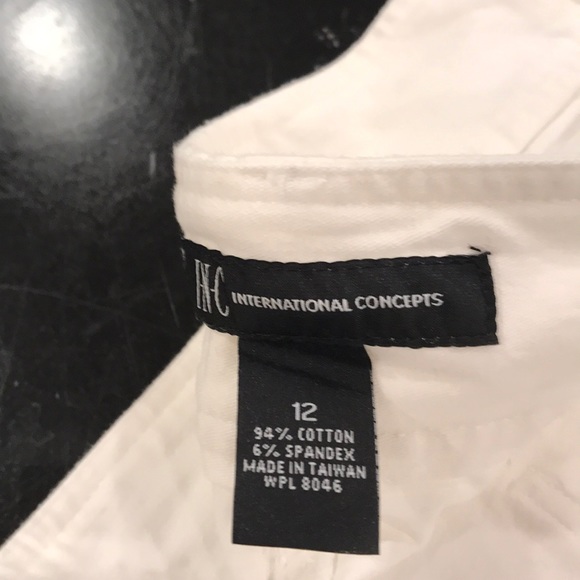 INC white basic shorts - Picture 5 of 6